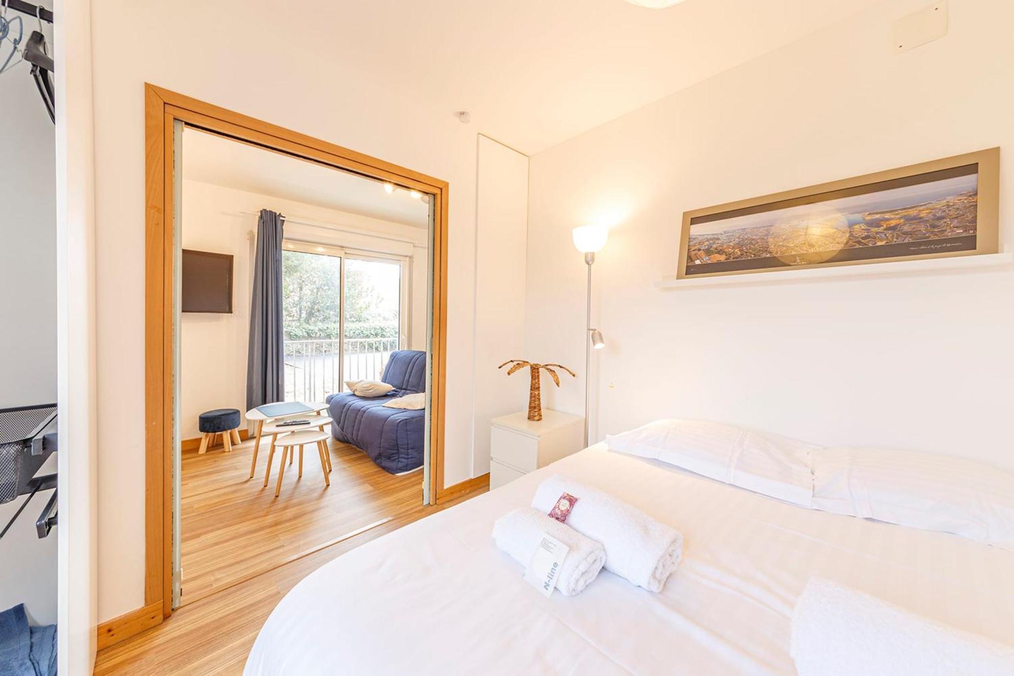 Le Renoir - T2 Au Calme Quartier Doutre Angers Exterior foto